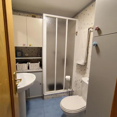De Tres Con Garaje Y Todos Servicios Cerca Apartament