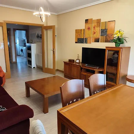 De Tres Con Garaje Y Todos Servicios Cerca