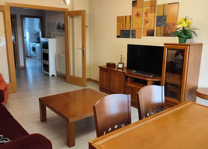 De Tres Con Garaje Y Todos Servicios Cerca